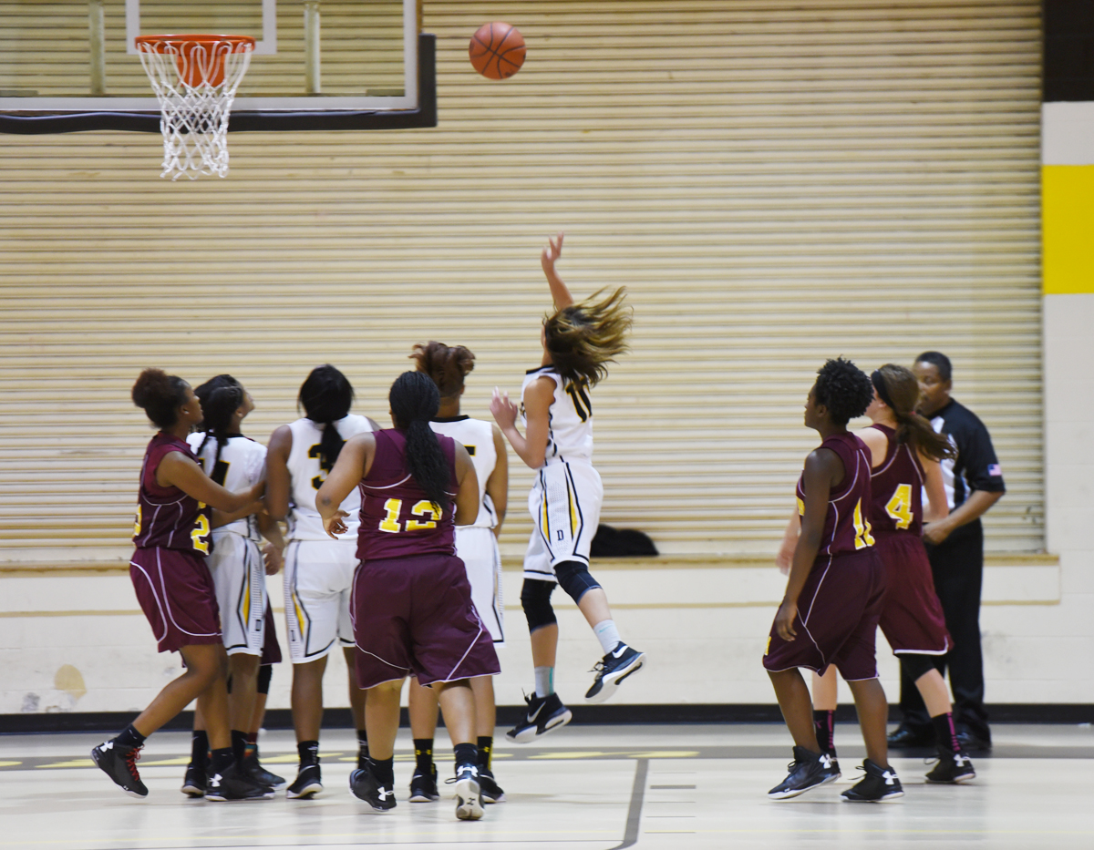 DHS Girls Basketball Team Blow Out Marion (updated with photos)