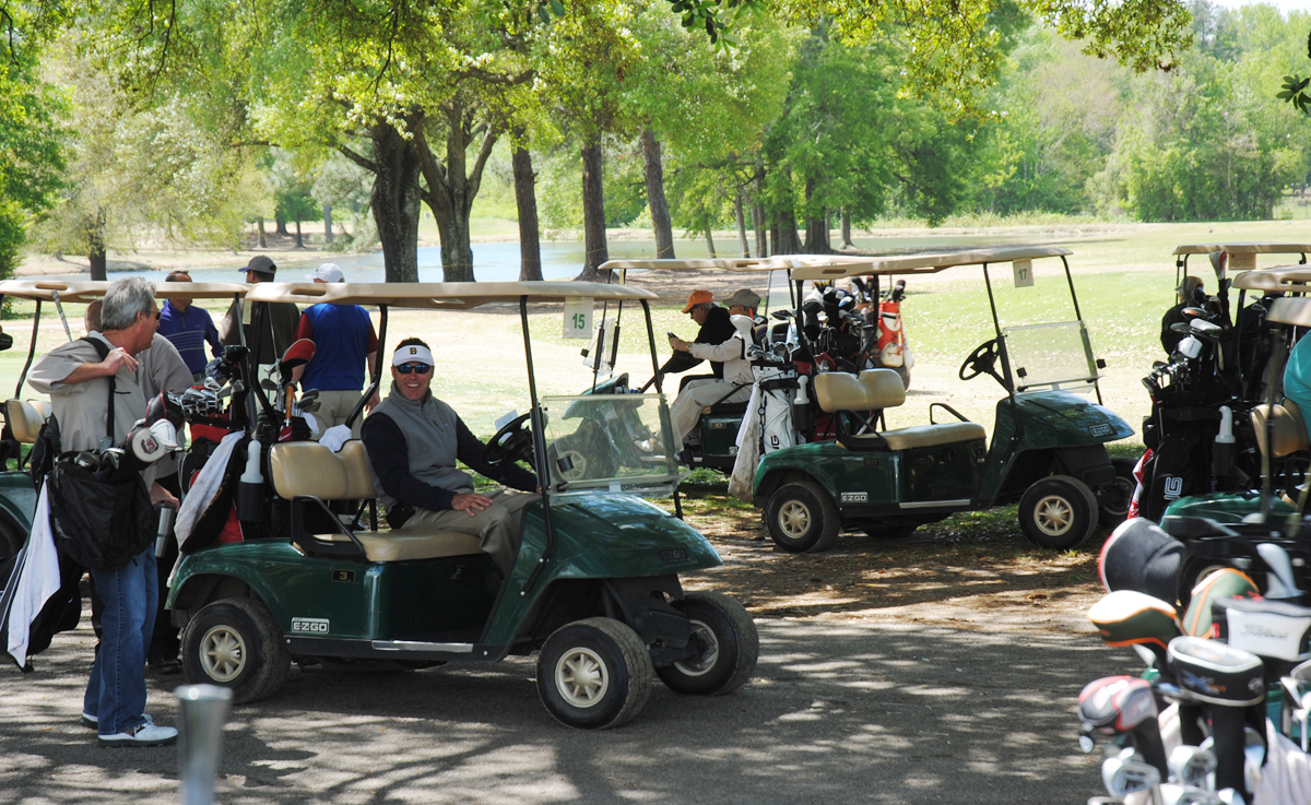 Main Street UMC Men’s Golf Event Raises $20,000+ For Red Cross