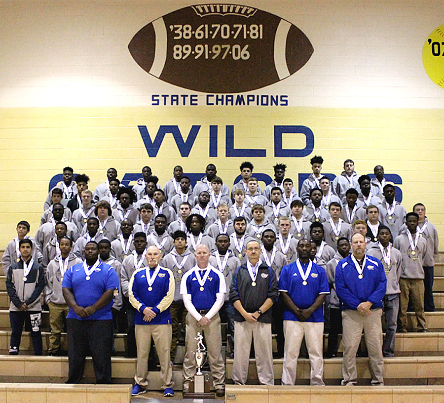 PHOTO GALLERY: Medal Ceremony Held For State Title Lake View Football Team