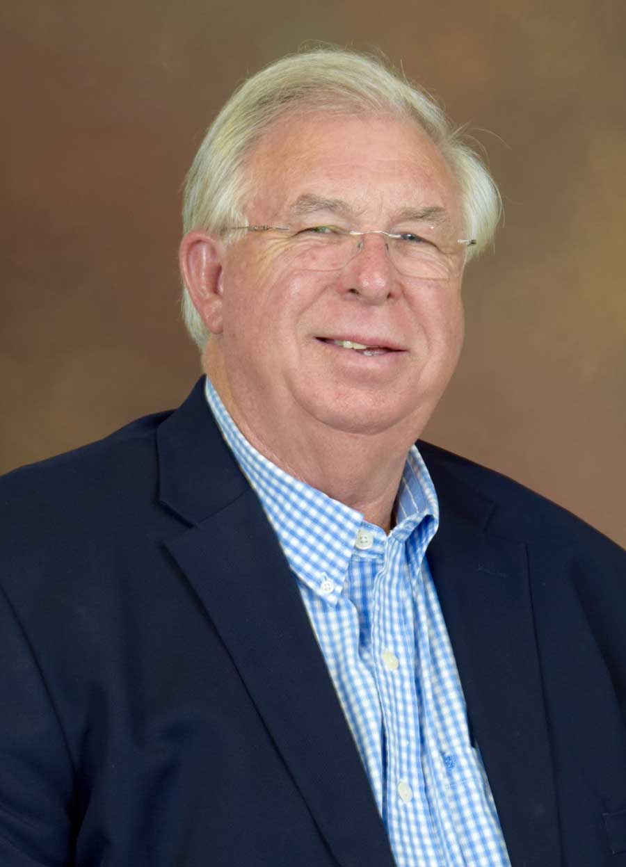 Bryant Wins Distinguished Service Award