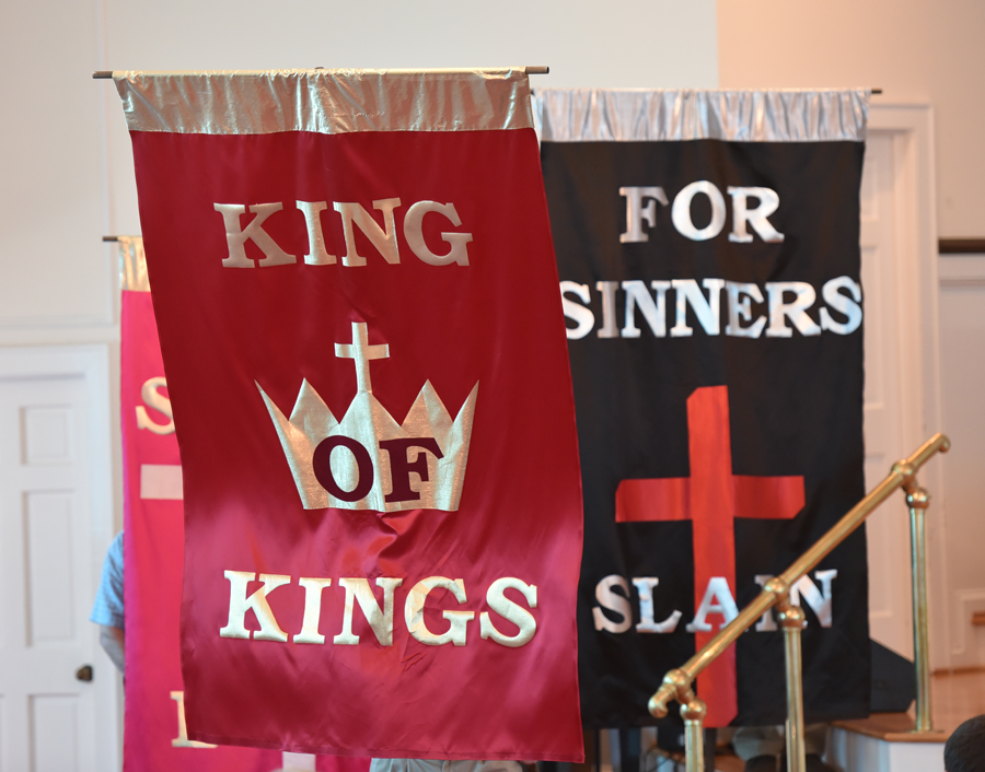 PHOTO GALLERY: Sunrise And Easter Services Held At Mount Calvary Baptist Church
