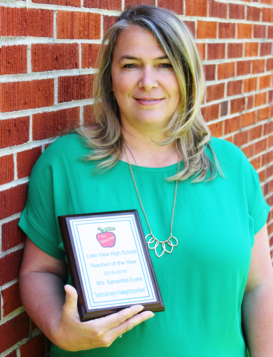 Evans Named Lake View High Teacher Of The Year