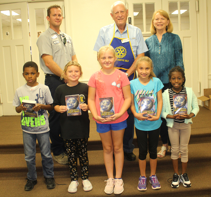Dillon Rotary Club Distributes Dictionaries