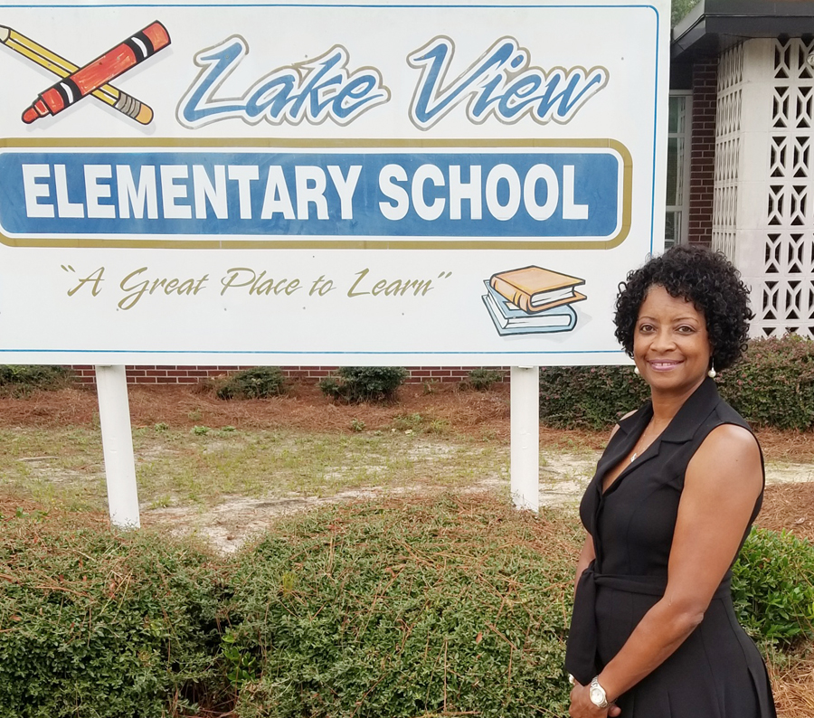 Shirbey Johnson Selected As Lake View Elementary Teacher Of The Year