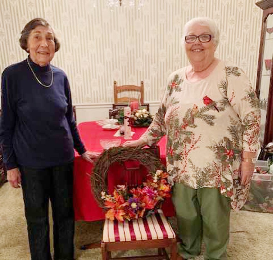 Making Grapevine Wreaths Is Topic Of Yellow Jessamine Garden Club Meeting