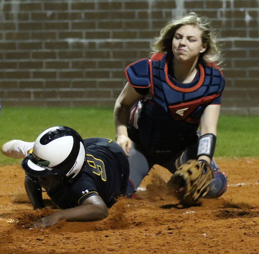 PHOTO GALLERY: Dillon v. Cheraw
