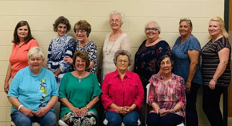 Yellow Jessamine Garden Club Holds May Social