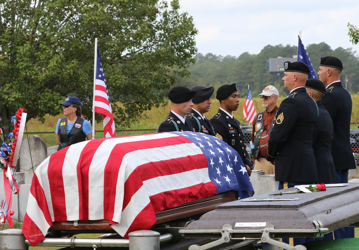 PHOTO GALLERY: Funeral Of Corporal Harold Pearce