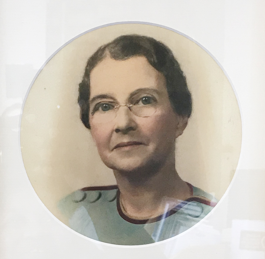 Parham Family Gives Library System Picture Of First Latta Librarian