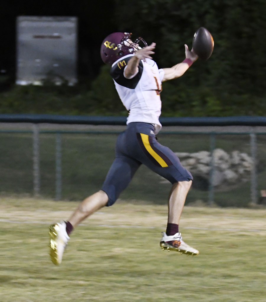 PHOTO GALLERY: Warriors Roll Over Thomas Sumter