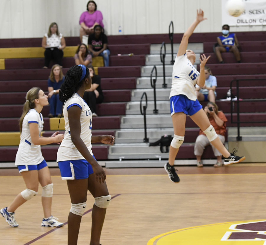 PHOTO GALLERY: Lake View Defeats DCS In Volleyball