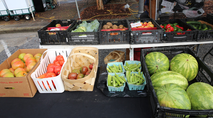 Final Pop-Up Farmers Market Of The Year Held