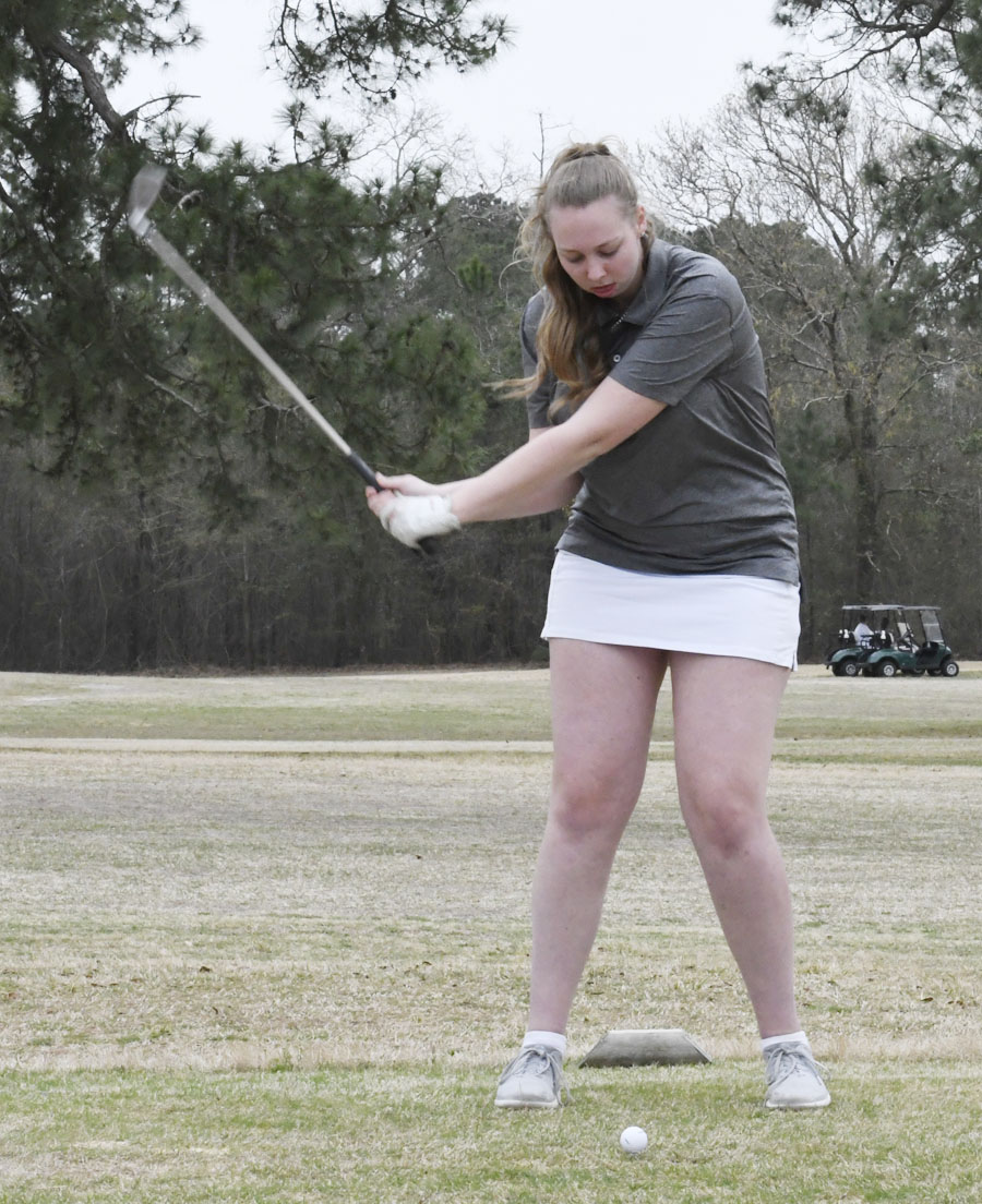 PHOTO GALLERY: Six Private Schools Compete In District Tournament At City Golf Course