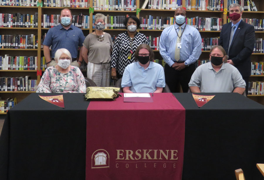 DHS Student Hunter Godbolt Signs To Attend Erskine