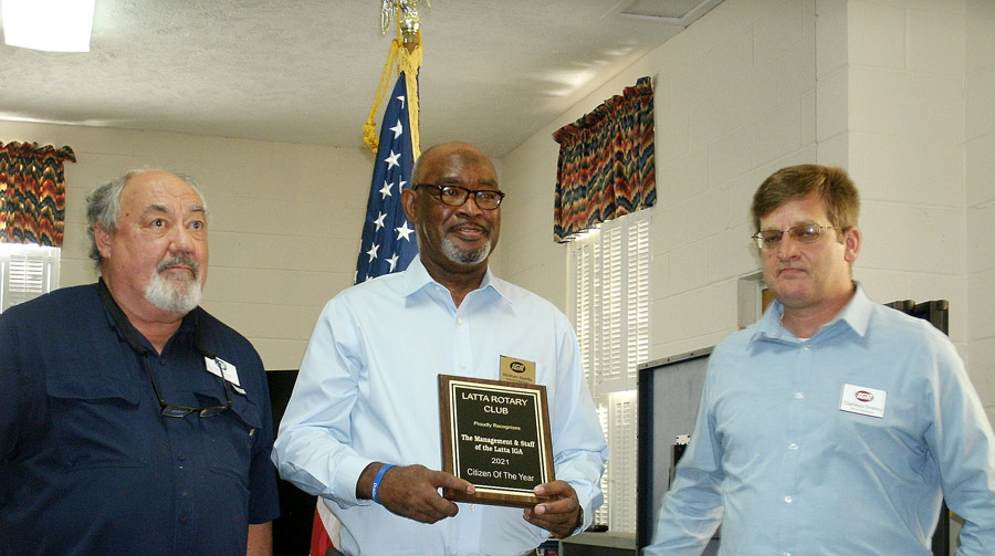 Latta IGA Receives Latta Citizen Of The Year Award
