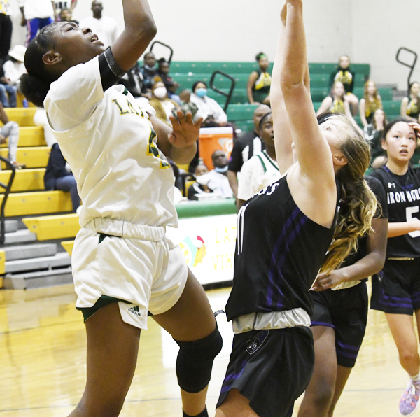 PHOTO GALLERY: Phillip Simmons Edges Out Latta Lady Vikings