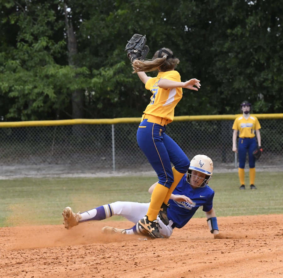 PHOTO GALLERY: Lake View Softball v. Lowcountry