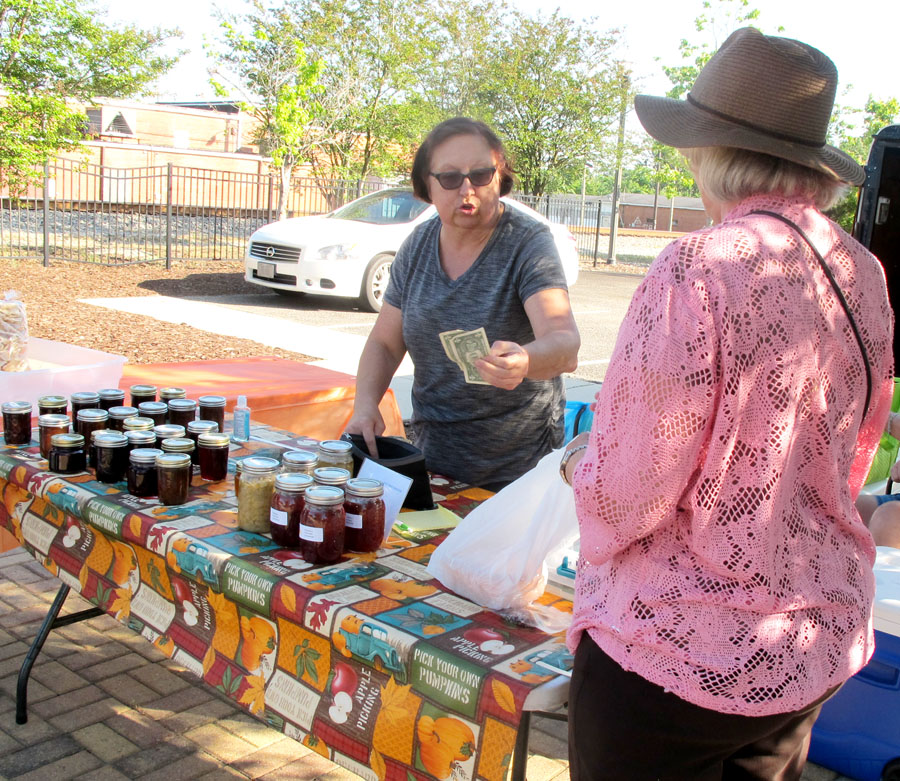 PHOTO GALLERY: First Pop-Up Farmers Market Of Season Held