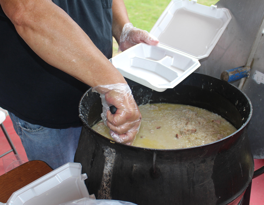 Dillon VFW Post 6091 Holds Chicken Bog