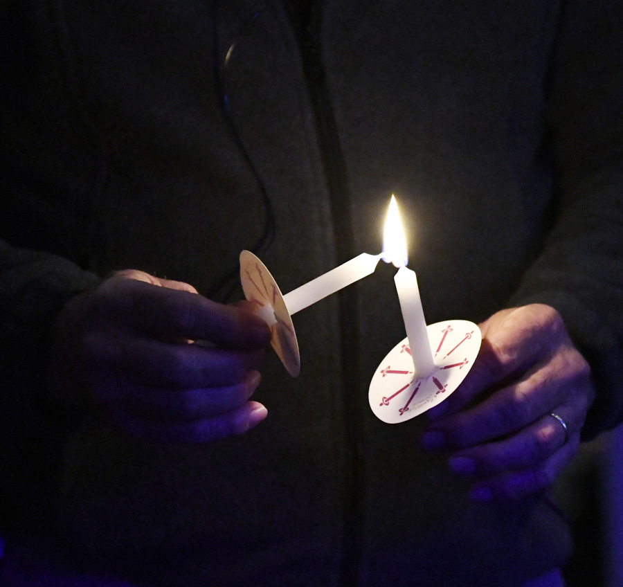 PHOTO GALLERY: Dillon First Baptist Church Holds Christmas Eve Candlelight Service