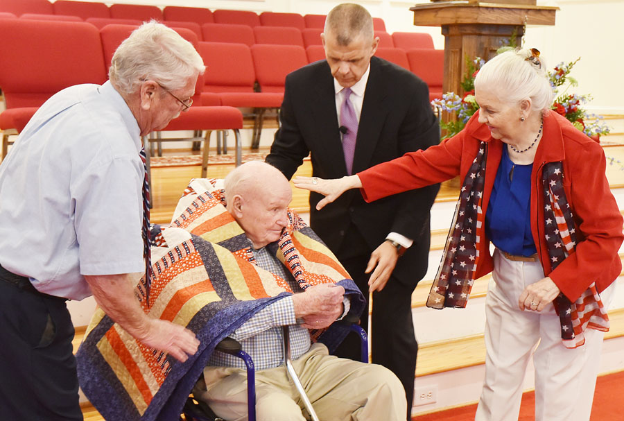 Leslie McKenzie Receives Quilt Of Valor