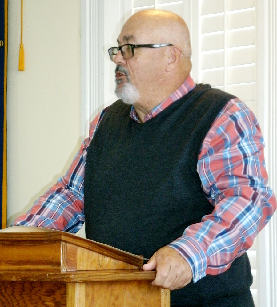 Dillon County Administrator Speaks To Latta Rotary