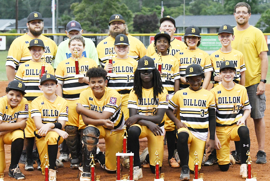 PHOTO GALLERY: Trophy Presentations For Dillon Ozone And Greenwood Ozone