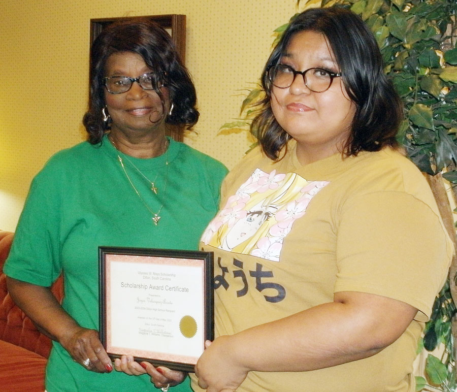 Joyce Velasquez-Acosta Receives Ulysses W. Mayes Scholarship