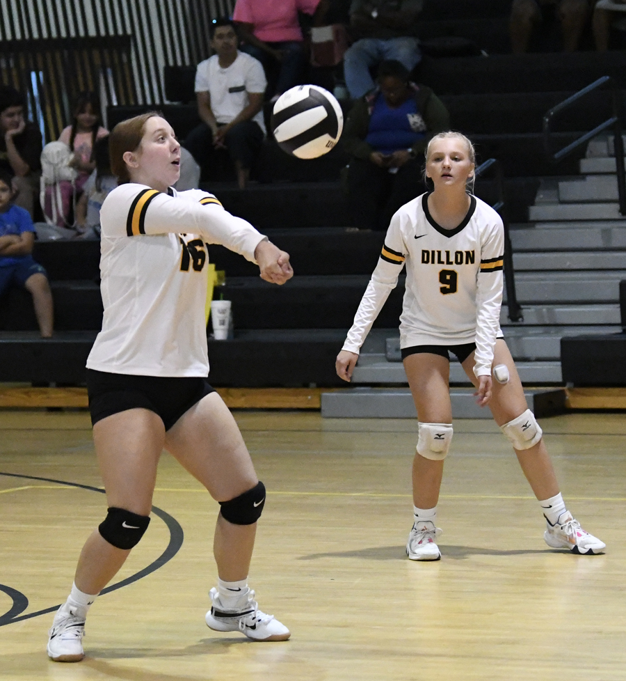 PHOTO GALLERY: Dillon v. Waccamaw Volleyball