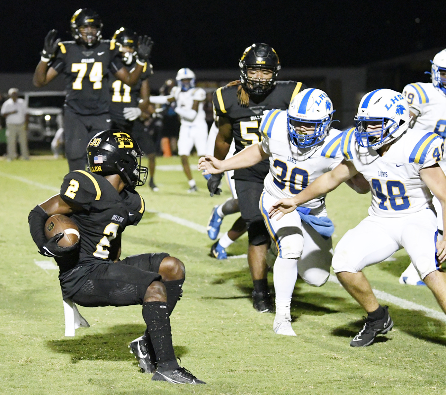 PHOTO GALLERY: Dillon Defeats Loris