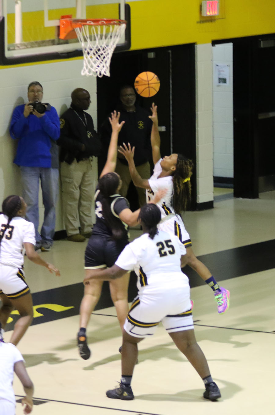 PHOTO GALLERY: Dillon v. Manning Girls Basketball