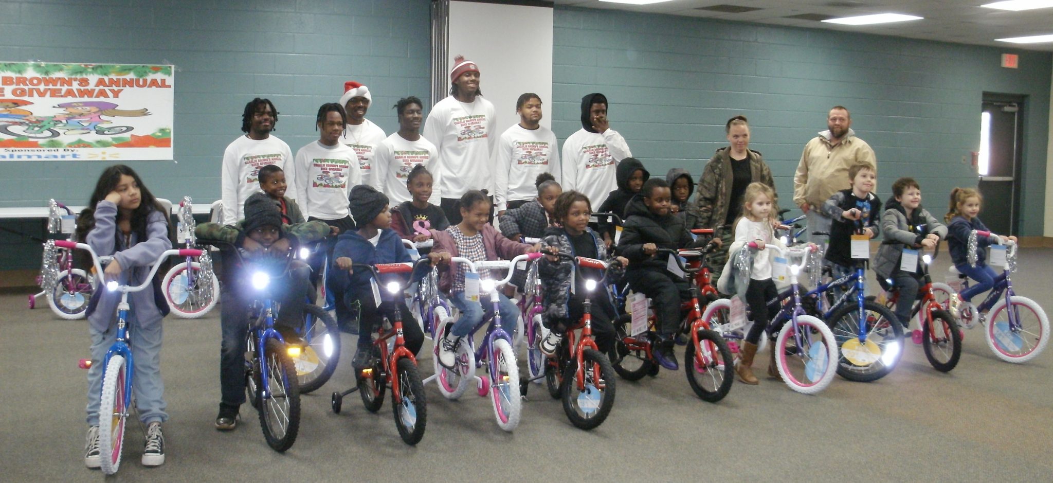 Former Washington Redskin Charlie Brown Holds Bike Giveaway (with photo gallery)