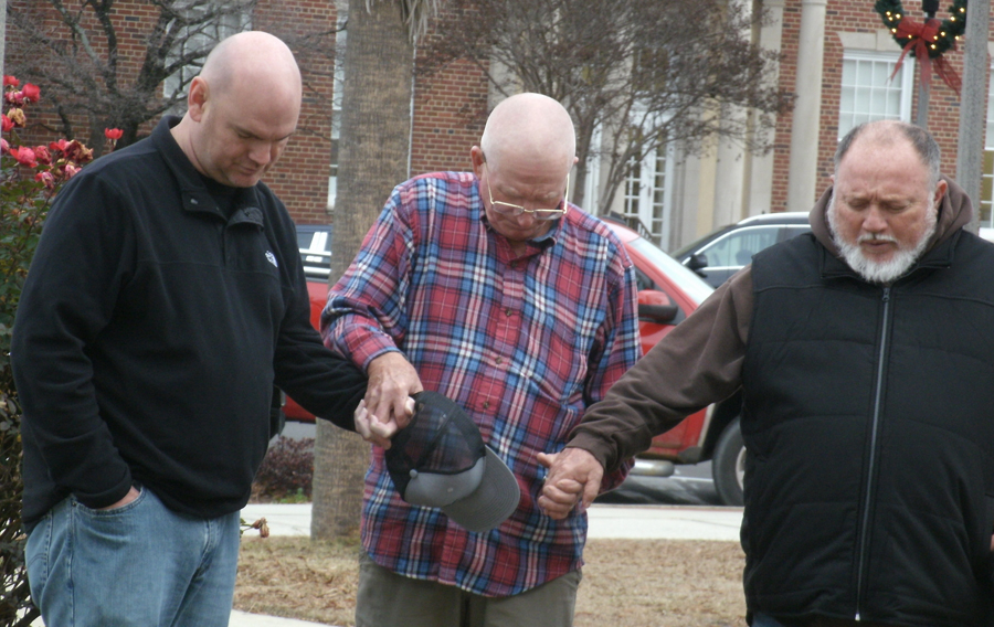 PHOTO GALLERY: New Year’s Day Prayer Service Held